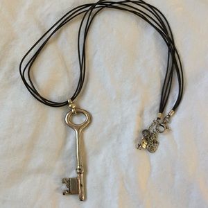 FOSSIL long rustic silver key necklace with cord